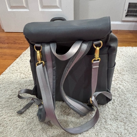 Freshly Picked Leather Diaper bag - Picture 8 of 13
